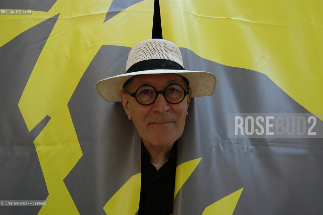 VENEZIA 09/09/04   - 9¡ MOSTRA INTERNAZIONALE DI ARCHITETTURA - BIENNALE ARCHITETTURA :  PADIGLIONE GRAN BRETAGNA LARCHITETTO INGLESE PEETER COOK. ©Graziano Arici/Rosebud2