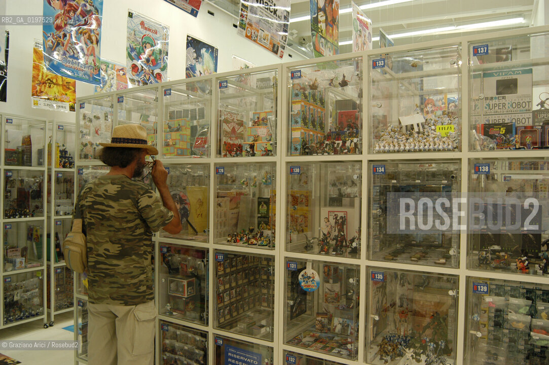 VENEZIA 09/09/04   - 9¡ MOSTRA INTERNAZIONALE DI ARCHITETTURA - BIENNALE ARCHITETTURA :  PADIGLIONE GIAPPONE ©Graziano Arici/Rosebud2