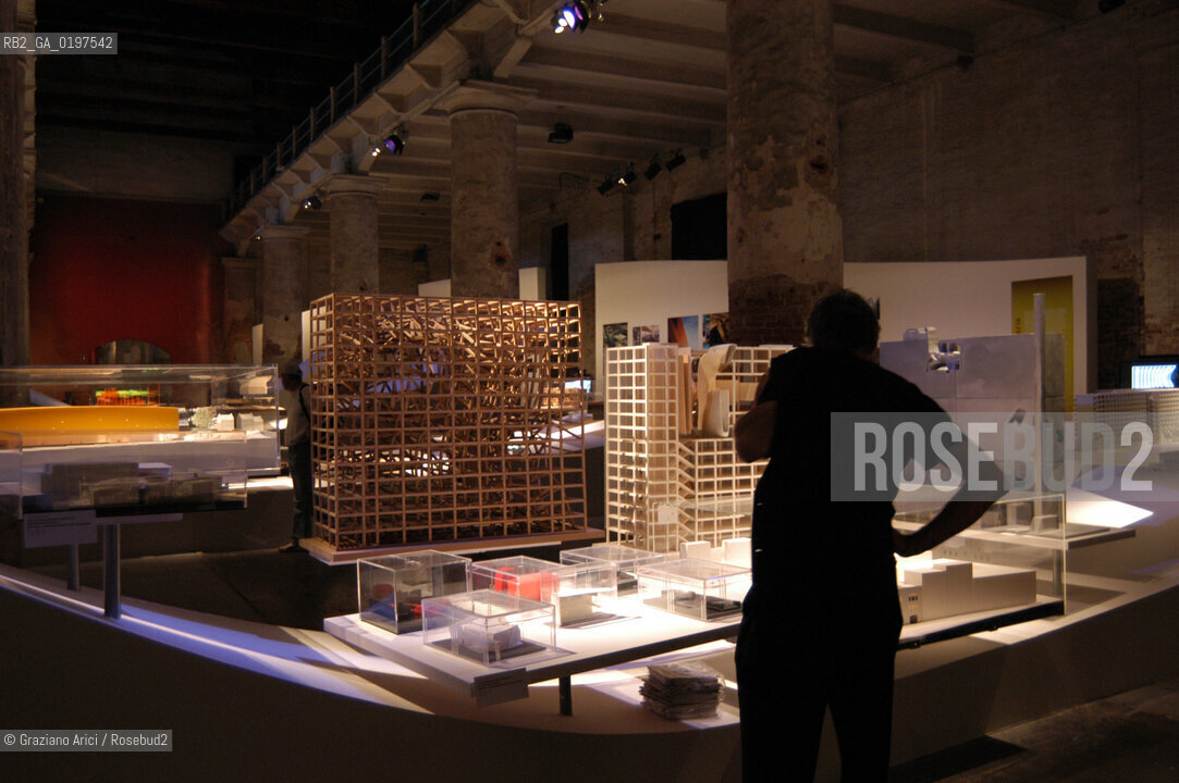 VENEZIA 09/09/04   - 9¡ MOSTRA INTERNAZIONALE DI ARCHITETTURA - BIENNALE ARCHITETTURA :  PROGETTI ESPOSI ALLE CORDERIE  ©Graziano Arici/Rosebud2 ARSENALE