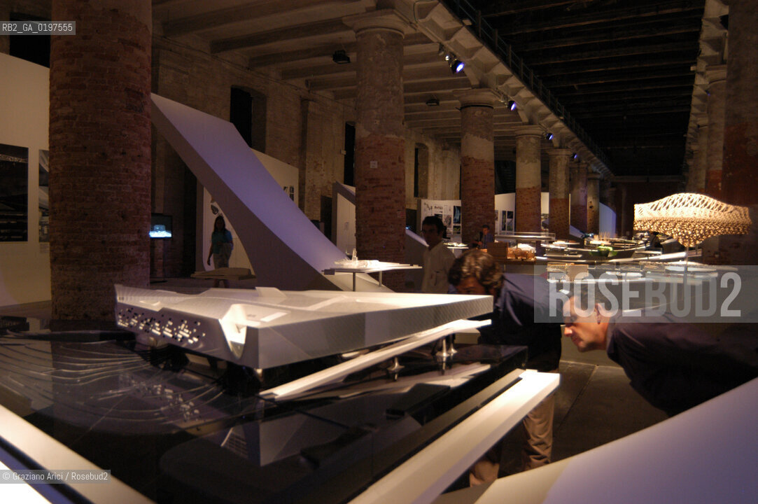 VENEZIA 09/09/04   - 9¡ MOSTRA INTERNAZIONALE DI ARCHITETTURA - BIENNALE ARCHITETTURA :  PROGETTI ESPOSI ALLE CORDERIE  ©Graziano Arici/Rosebud2 ARSENALE
