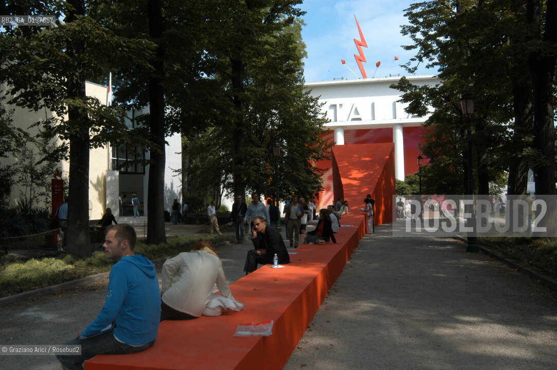 VENEZIA 09/09/04   - 9¡ MOSTRA INTERNAZIONALE DI ARCHITETTURA - BIENNALE ARCHITETTURA :  PADIGLIONE ITALIA ©Graziano Arici/Rosebud2