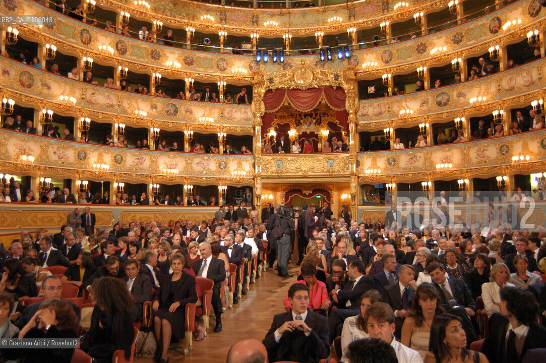 VENEZIA GRAN TEATRO LA FENICE  © 2004 Graziano Arici/Rosebud2