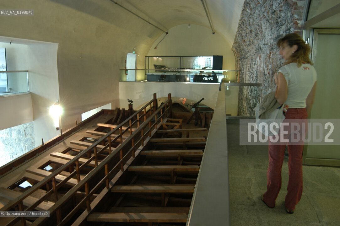 GENOVA MUSEO DEL MARE DI GALATA © 2004 Graziano Arici/Rosebud2