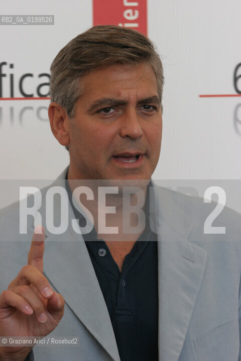 01_09_05 - 62 VENICE FILM FESTIVAL - FILM GOOD NIGHT, AND GOOD LUCK - THE DIRECTOR/ACTOR GEORGE CLOONEY.©Graziano Arici/Rosebud2