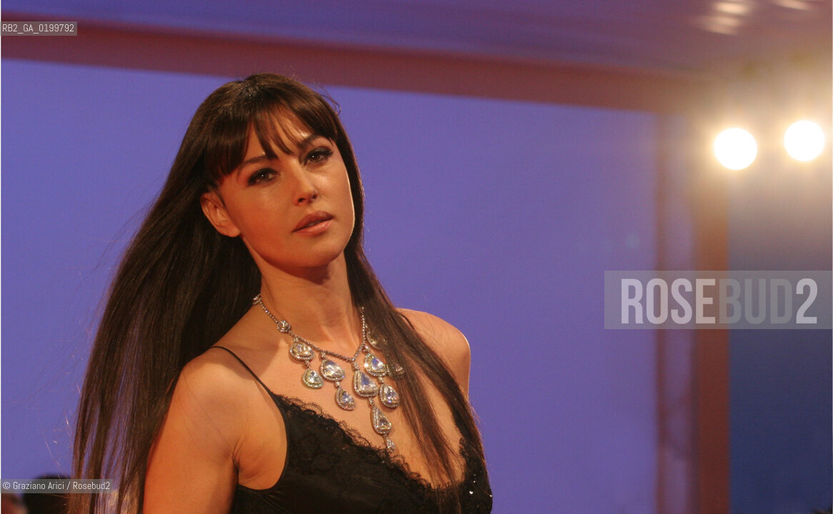 04_09_05 - 62 VENICE FILM FESTIVAL - FILM THE BROTHERS GRIMM - PREMIER/REDCARPET - THE ACTRESS MONICA BELLUCCI.©Graziano Arici/Rosebud2