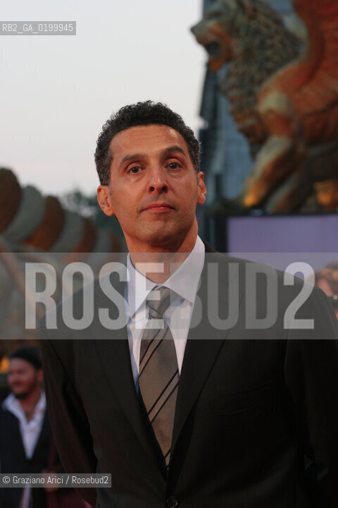 06_09_05 - 62 VENICE FILM FESTIVAL - FILM ROMANCE & CIGARETTES - PREMIERE/REDCARPET - THE DIRECTOR JOHN TURTURRO.©Graziano Arici/Rosebud2