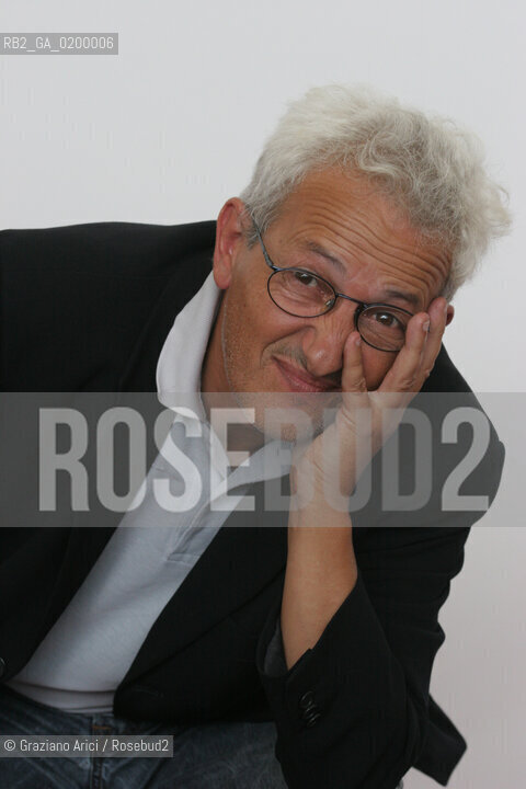 07_09_05 - 62 VENICE FILM FESTIVAL - FILM O FATALISTA - THE DIRECTOR JOAO BOTELHO ..©Graziano Arici/Rosebud2