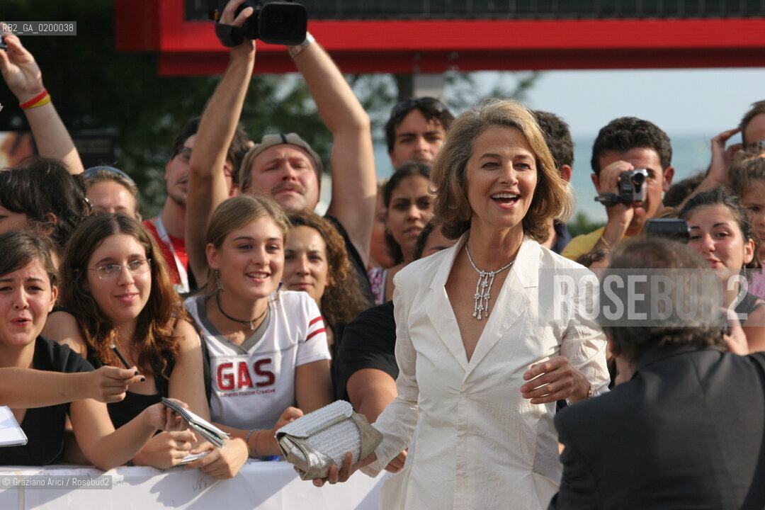 07_09_05 - 62 VENICE FILM FESTIVAL - FILM VERS LE SUD - PREMIERE/REDCARPET - THE ACTRESS CHARLOTTE RAMPLING.©Graziano Arici/Rosebud2