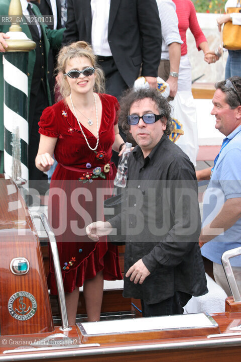 08_09_05 - 62 VENICE FILM FESTIVAL - THE DIRECTOR TIM BURTON WITH HIS WIFE HELENA BONHAM CARTER.©Graziano Arici/Rosebud2