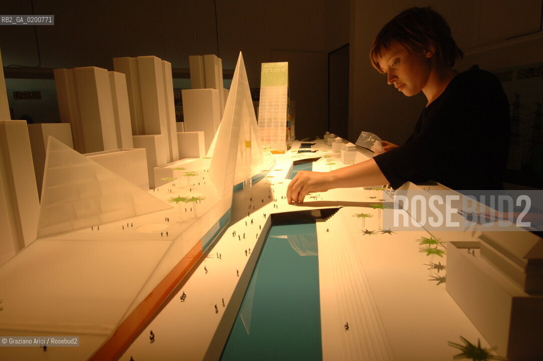 VENICE 7/09/06 - 10TH INTERNATIONAL ARCHITECTURE EXHIBITION - 10 BIENNALE ARCHITETTURA : THE DANISH PAVILLON: : DANISH/CHINESE COLLABORATION ON SUSTAINABLE URBAN DEVELOPMENT IN CHINA ©Graziano Arici/Rosebud2