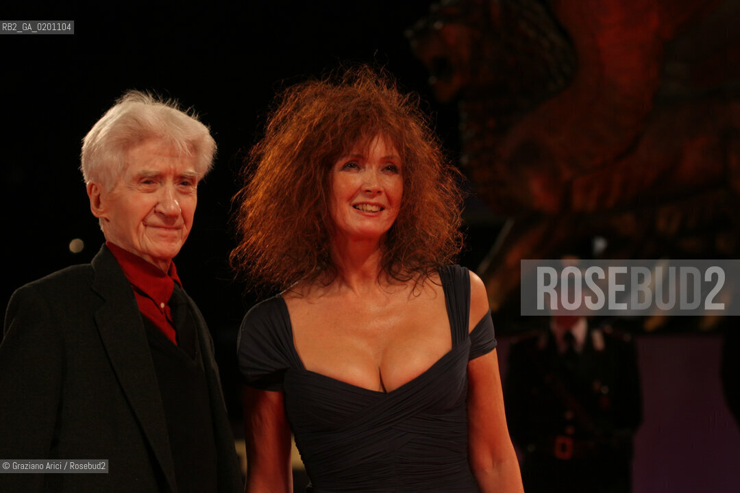 02_9_06 - 63 VENICE FILM FESTIVAL - RED CARPET OF THE FILM PRIVATE FEARS IN PUBLIC SPACES - THE DIRECTOR ALAIN RESNAIS WITH THE ACTRESS SABINE AZEMA @ Graziano Arici/Rosebud2