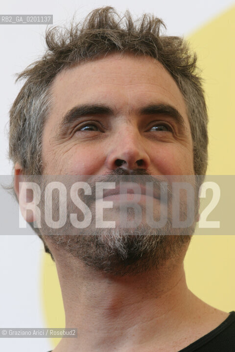 03_9_06 - 63 VENICE FILM FESTIVAL - FILM CHILDREN OF MEN - ALFONSO CUARON DIRECTOR  @ Graziano Arici/Rosebud2