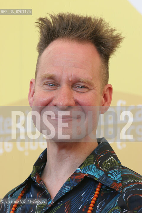 04_9_06 - 63 VENICE FILM FESTIVAL - FILM HEI YANQUAN - THE ARTISTIC DIRECTOR PETER SELLARS