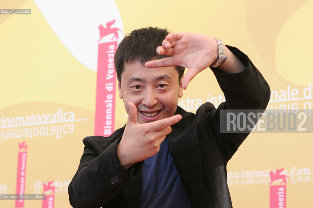 06_9_06 - 63 VENICE FILM FESTIVAL - FILM SANXIA HAOREN - THE DIRECTOR JIA ZHANGKE   ©Graziano Arici/Rosebud2