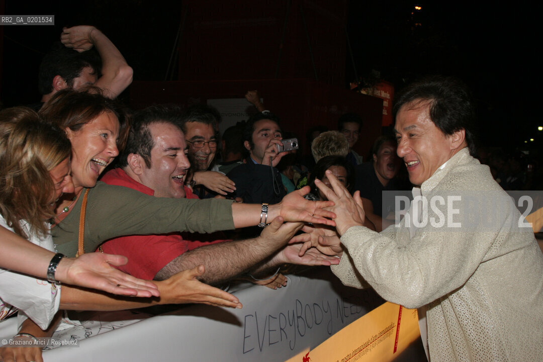 08_9_06 - 63 VENICE FILM FESTIVAL - PREMIERE FILM ROB-B-HOOD - THE ACTOR JACKIE CHAIN.©Graziano Arici/Rosebud2