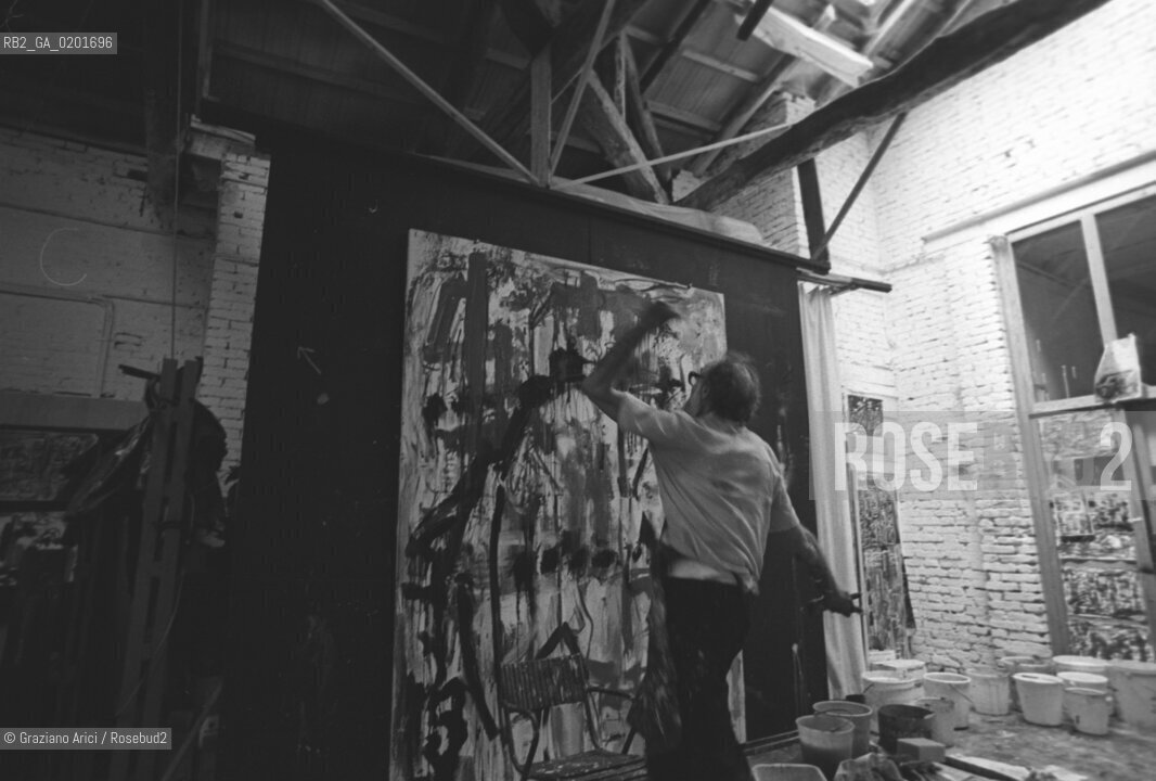 IL PITTORE EMILIO VEDOVA NEL SUO STUDIO - VENEZIA - 1979 - ©Graziano Arici/Rosebud2 / ARTE
