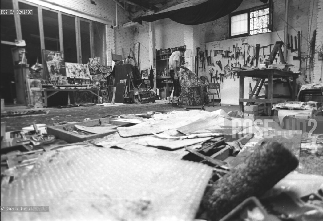 IL PITTORE EMILIO VEDOVA NEL SUO STUDIO - VENEZIA - 1979 - ©Graziano Arici/Rosebud2 / ARTE