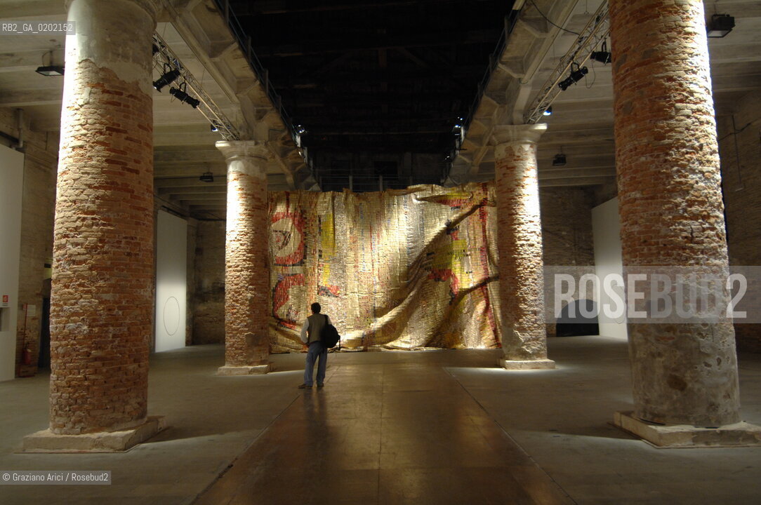 VENICE 04//6/07 - THE 52sd VENICE ART EXPOSITION : THINK WITH THE SENSES, FEEL WITH THE MIND - CORDERIE DELLARSENALE -  EL ANATSUL S  INSTALLATION    @ Graziano Arici/Rosebud2 ARTE ARTISTI BIENNALE