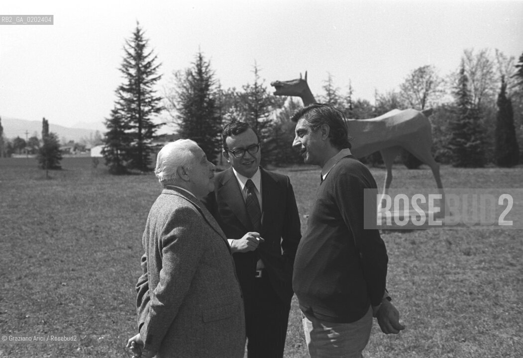 BELLUNO VILLA FULCIS FRANCO BASAGLIA CHE PARLA © ARCHIVIO Graziano Arici/Rosebud2  PSICHIATRA FRANCO BASAGLIA MARCOCAVALLO SCULTURA VILLA FULCIS CONVEGNO BELLUNO
