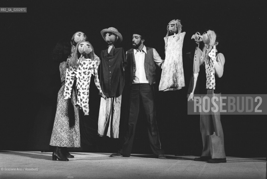 VENEZIA 1976 CANDIDO DELLA COMPAGNIA TEATRO EXPERIMENTAL INDEPENDIENTE ©ARCHIVIO Graziano Arici/Rosebud2 SPETTACOLO CANDIDO COMPAGNIA TEATRO EXPERIMENTAL INDEPENDIENTE PUPAZZI XXXVII BIENNALE TEATRO