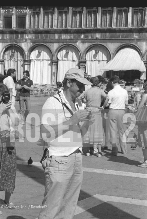 VENEZIA 1979 FOTOGRAFO LEE FRIEDLANDER © ARCHIVIO Graziano Arici/Rosebud2  MOSTRA VENEZIA79 LA FOTOGRAFIA WORKS SHOPS PIAZZA SAN MARCO