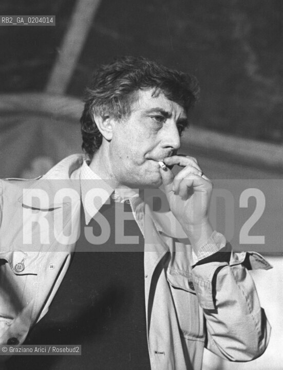TRIESTE 1977 PRIMO PIANO FRANCO BASAGLIA © ARCHIVIO Graziano Arici/Rosebud2  RESEAU PSICHIATRI INCONTRO PSICHIATRIA FRANCO BASAGLIA PAZIENTI OSPEDALE PSICHIATRICO