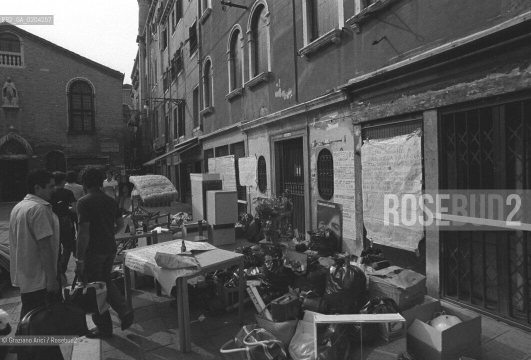 VENEZIA 1979 SFRATTO CASA DELLO STUDENTE  © ARCHIVIO Graziano Arici/Rosebud2  SFRATTO STUDENTI AUTONOMI  CAMPO SAN TOMA SCATOLONI