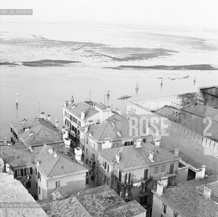 VENEZIA 1982 VEDUTA DAL CAMPANILE DI SAN FRANCESCO DELLA VIGNA © ARCHIVIO Graziano Arici/Rosebud2  BARENA LAGUNA