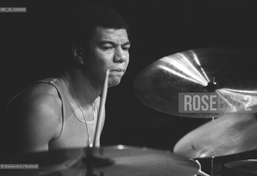 MESTRE 1980 BATTERISTA JACK DEJOHNETTE © ARCHIVIO Graziano Arici/Rosebud2  COMUNE MESTRE MUSICA PIAZZA FERRETTO