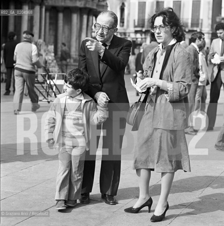 VENEZIA 1981 CRITICO STORICO ARTE GIULIO CARLO ARGAN © ARCHIVIO Graziano Arici/Rosebud2  BAMBINO NIPOTE