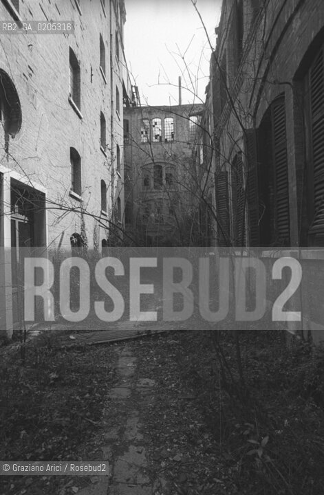 VENEZIA 1984 ESTERNI MULINO STUCKY © ARCHIVIO Graziano Arici/Rosebud2   RCHEOLOGIA INDUSTRIALE MULINO STUCKY PRE-INCENDIO INTERNI GIUDECCA