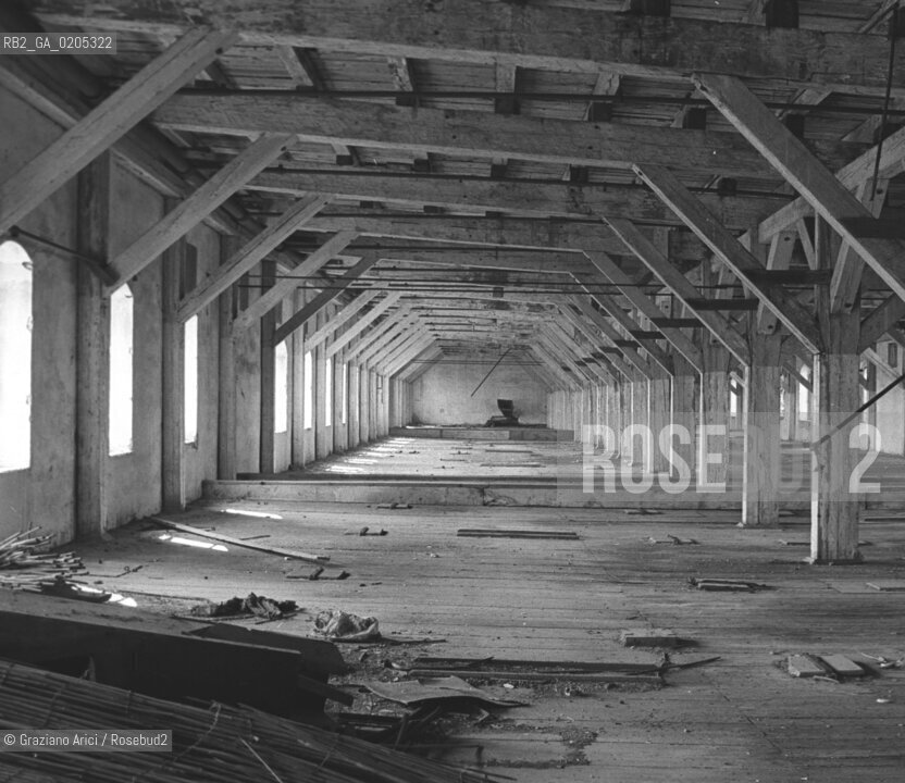 VENEZIA 1984 INTERNI MULINO STUCKY © ARCHIVIO Graziano Arici/Rosebud2   ARCHEOLOGIA INDUSTRIALE MULINO STUCKY PRE-INCENDIO INTERNI GIUDECCA