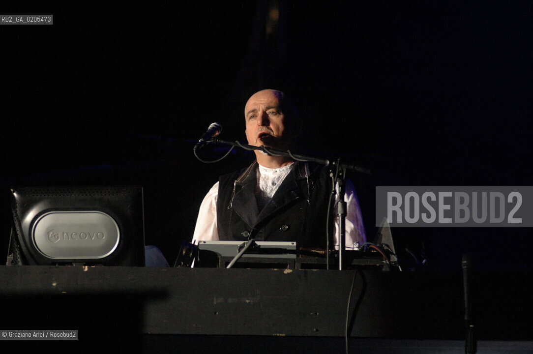 VENICE 7/07/07 - CONCERTO OF THE COMPOSER AND SINGER PETER GABRIEL IN ST. MARKS SQUARE ©Graziano Arici/Rosebud2 CANTANTE MUSICA POP ROCK
