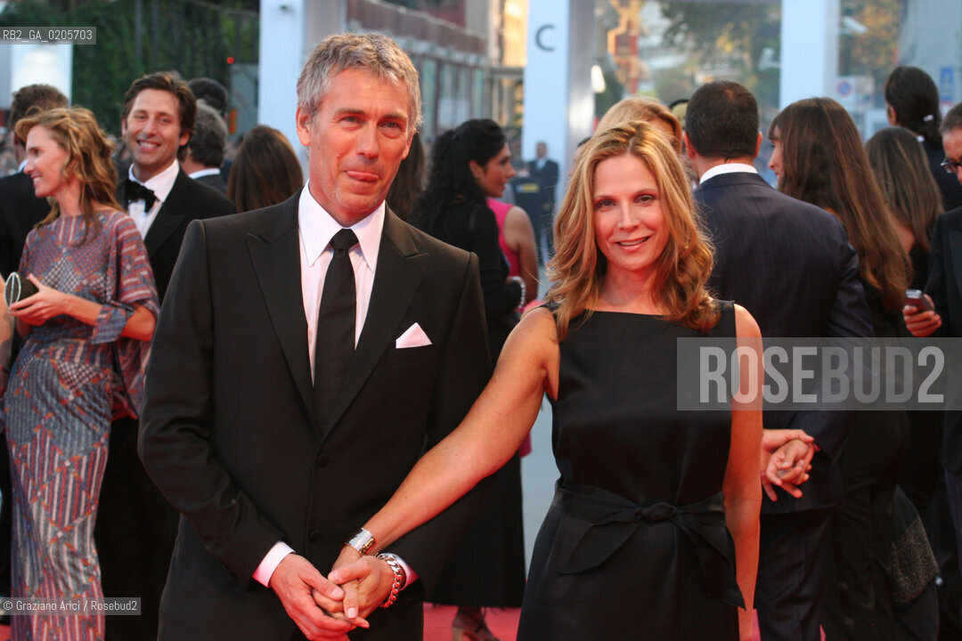 31_08_2007 - VENICE - 64TH FILM FESTIVAL - RED CARPET FILM MICHAEL CLAYTON THE DIRECTOR TONY GILROY WITH HIS WIFE ©Graziano Arici/Rosebud2