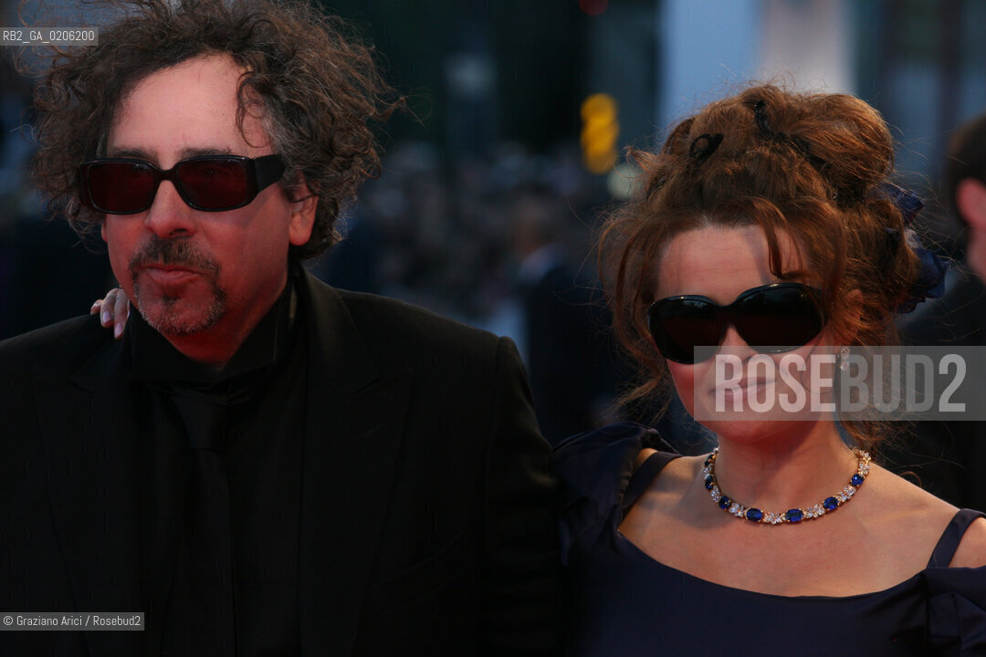 05_09_2007 - VENICE - 64TH FILM FESTIVAL - GOLDEN LION FOR LIFETIME ACHIEVEMENT TO TIM BARTON - TIM BURTON WITH HIS WIFE HELENA BONHAM CARTER  ©Graziano Arici/Rosebud2