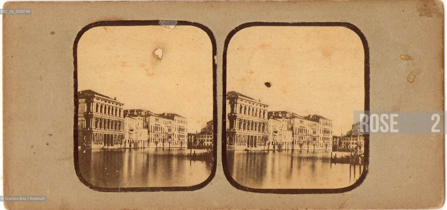 -VENEZIA, SENZA INDICAZIONE DAUTORE, VIEW OF THE GRAND CANAL, SENZA DATA. POSITIVO ALLALBUMINA, FOTOGRAFIA STEREOSCOPICA, CM 17,5X8,6 ©ARCHIVIO Graziano Arici/Rosebud2  CANAL GRANDE E PALAZZO REZZONICO, FOTOANTICHE.-VENICE, NO AUTHORS INDICATION, VIEW OF THE GRAND CANAL, UNDATED. ALBUMEN POSITIVE, STEREOSCOPICAL PHOTOGRAPH CM 17,5X8,6 ©Graziano Arici / rosebud2 .