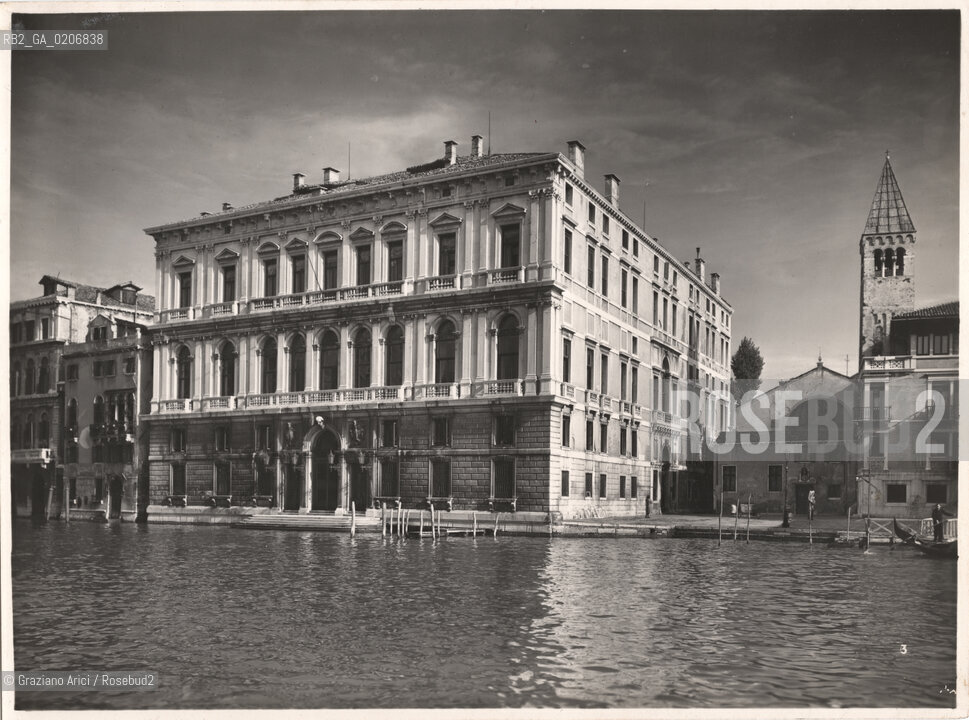-VENEZIA, SENZA INDICAZIONE DAUTORE, PALAZZO GRASSI, SENZA DATA. STAMPA AI SALI DARGENTO, CM 23,2X17,1 ©ARCHIVIO Graziano Arici/Rosebud2  FOTOANTICHE .-VENICE, NO AUTHORS INDICATION, PALAZZO GRASSI, UNDATED. SILVER SALT PRINT, CM 23,2X17,1 ©Graziano Arici/Rosebud2 ..