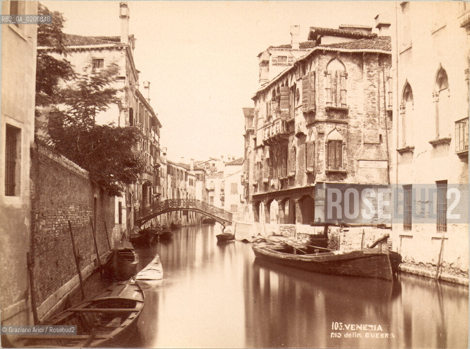 -VENEZIA, CARLO NAYA ?, RIO DELLA GUERRA, SENZA DATA. STAMPA ALLALBUMINA INCOLLATA SU CARTONE, CM 14,1X10,3 ©ARCHIVIO Graziano Arici/Rosebud2  CANALE, BARCA, FOTOANTICHE.-VENICE, CARLO NAYA ?, RIO DELLA GUERRA, UNDATED. ALBUMEN PHOTOGRAPH MOUNTED ON CARDBOARD, CM 14,1X10,3 ©Graziano Arici / rosebud2