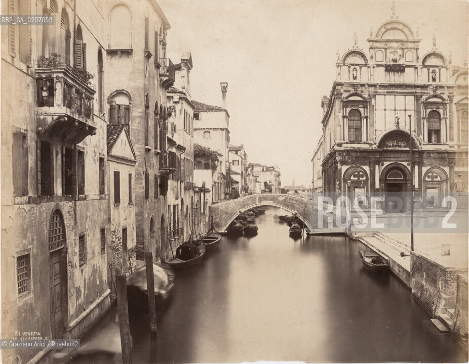 -VENEZIA, CARLO NAYA ?, CANALE DELLOSPEDALE CIVILE, SENZA DATA. STAMPA ALLALBUMINA INCOLLATA SU CARTONE, CM 24X19 ©ARCHIVIO Graziano Arici/Rosebud2  RIO DEI MENDICANTI FOTOANTICHE.-VENICE, CARLO NAYA ?, CANALE DELLOSPEDALE CIVILE - RIO DEI MENDICANTI, UNDATED. ALBUMEN PHOTOGRAPH MOUNTED ON CARDBOARD, CM 24X19 ©Graziano Arici/Rosebud2 