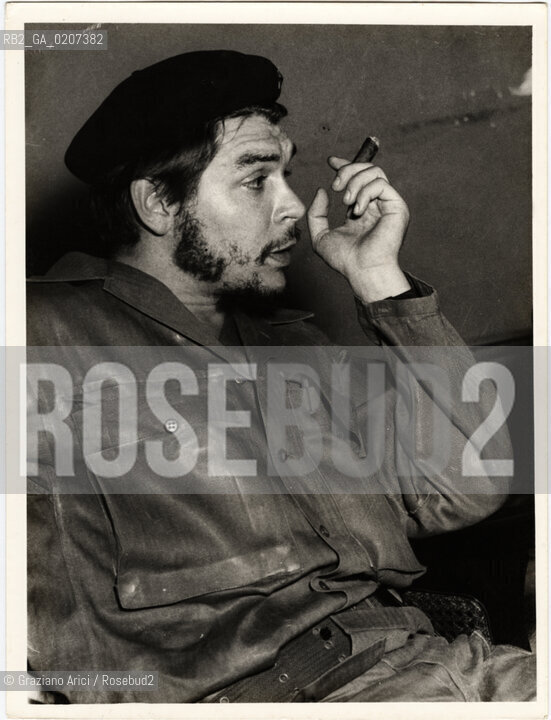 CUBA, HAVANA  1960, THE COMANDANTE ERNESTO CHE GUEVARA - ARCHIVIO Graziano Arici/Rosebud2  POLITICA.La cessione dei diritti si intende per quanto di nostra competenza; non comprende invece le eventuali spese relative a diritti che potranno essere richiesti dagli Enti o Persone a cui appartengono le opere riprese. Tali costi, ove neccessari, e l’espletamento di qualsivoglia pratica di richiesta di permessi e autorizzazioni sono esclusivamente  a  carico del committente