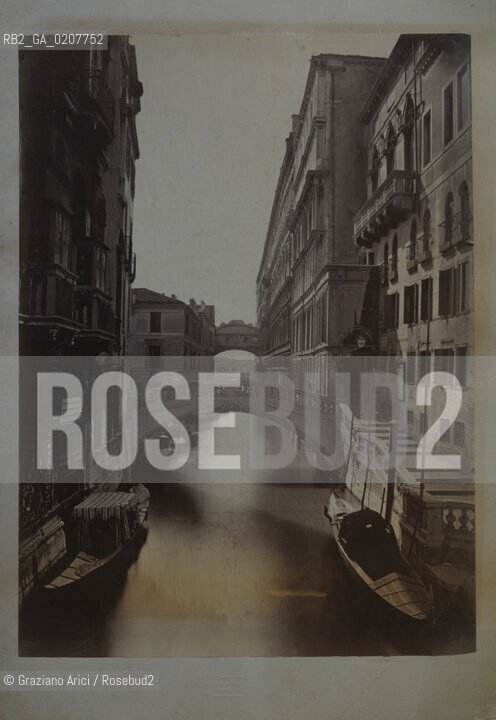 -VENEZIA, CARLO PONTI, PONTE DEI SOSPIRI, SENZA DATA. STAMPA ALLALBUMINA INCOLLATA SU CARTONE, CM 26,5 X 35,5 ©ARCHIVIO Graziano Arici/Rosebud2  FOTOANTICHE.-VENICE, CARLO PONTI, PONTE DEI SOSPIRI, UNDATED. ALBUMEN PHOTOGRAPH MOUNTED ON CARDBOARD, CM 26,5 X 35,5 ©Graziano Arici/Rosebud2 