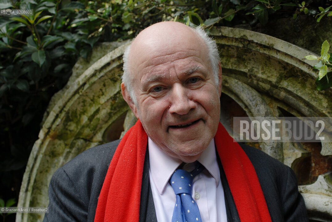 VENEZIA, 8.5.2008. THE FRENCH ART HISTORIAN AND ESSAYIST PIERRE ROSENBERG, MEMBER OF THE FRENCH ACADEMY (ACADEMIE FRANCAISE)AND ONORARY PRESIDENT OF THE LOUVRE MUSEUM © MARTABUSO/ARICI/GRAZIANERI PORTRAIT LITERATURE