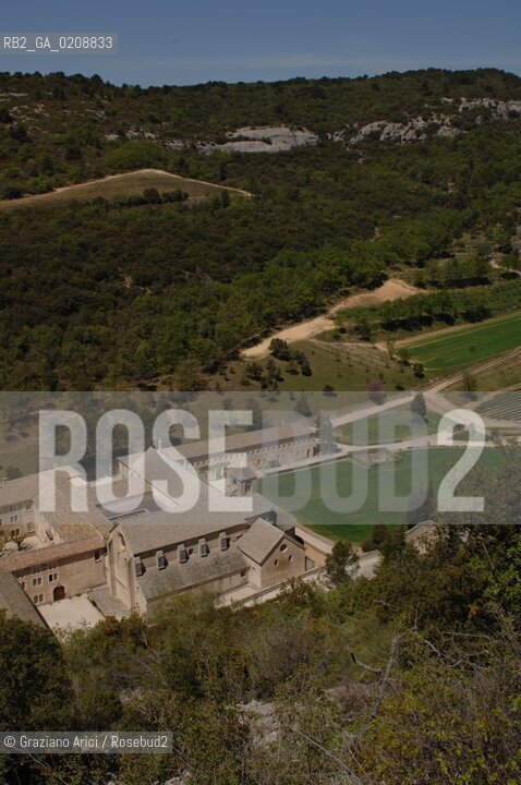 SENANQUE (FRANCE PROVENCE) MAY 2008 - SENANQUE ABBEY ©Graziano Arici/Rosebud2 ABBAZIA DI SENANQUE GEO