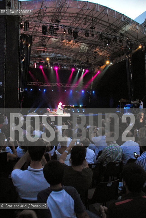 VENICE 9/07/08 ELTON JOHN CONCERT IN ST.MARK SQUARE IN VENICE ©Graziano Arici/Rosebud2 CONCERTO SAN MARCO MUSICA POP ROCK