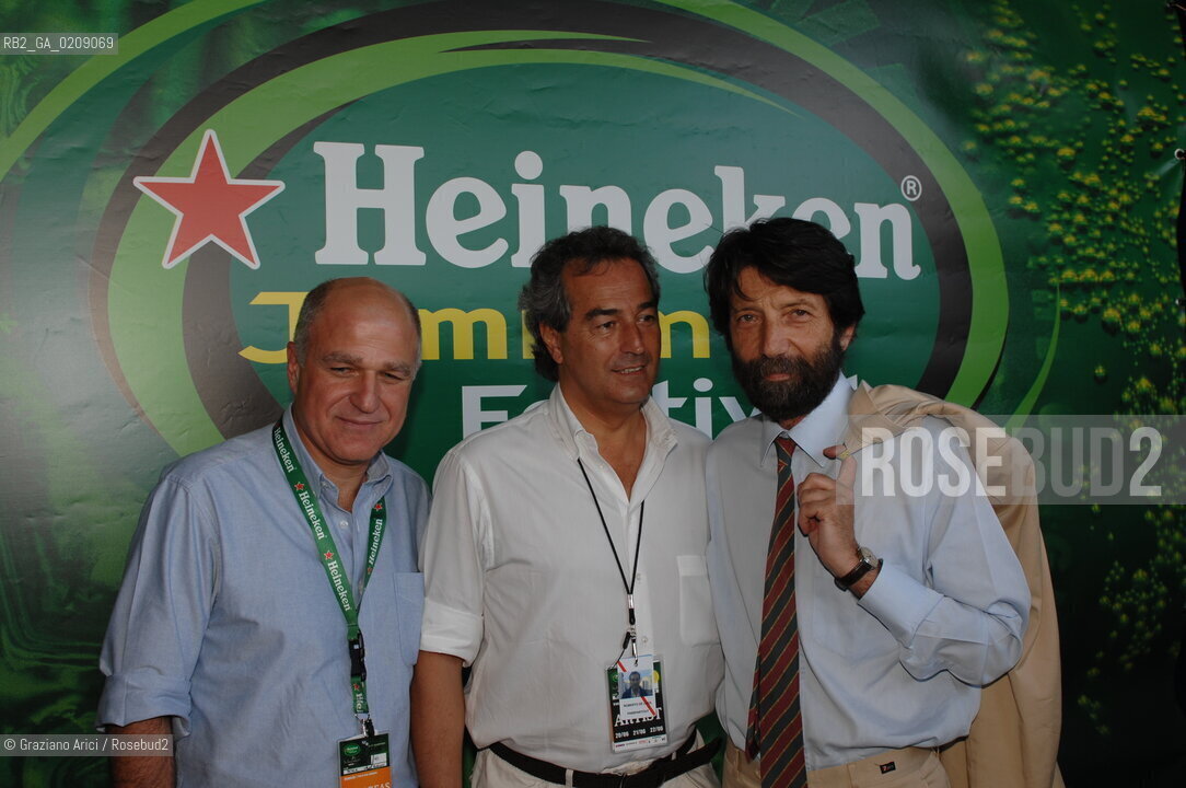 VENEZIA 20/06/08 - PARCO S.GIULIANO - HEINEKEN JAMMIN FESTIVAL : PETER HEILBRON, MANAGING DIRECTOR OF HEINEKEN ITALIA, ROBERTO DE LUCA, PRESIDENT OF MILANO CONCERTI AND THE MAYOR OF VENICE MASSIMO CACCIARI ©Graziano Arici/Rosebud2 MUSICA ROCK POP