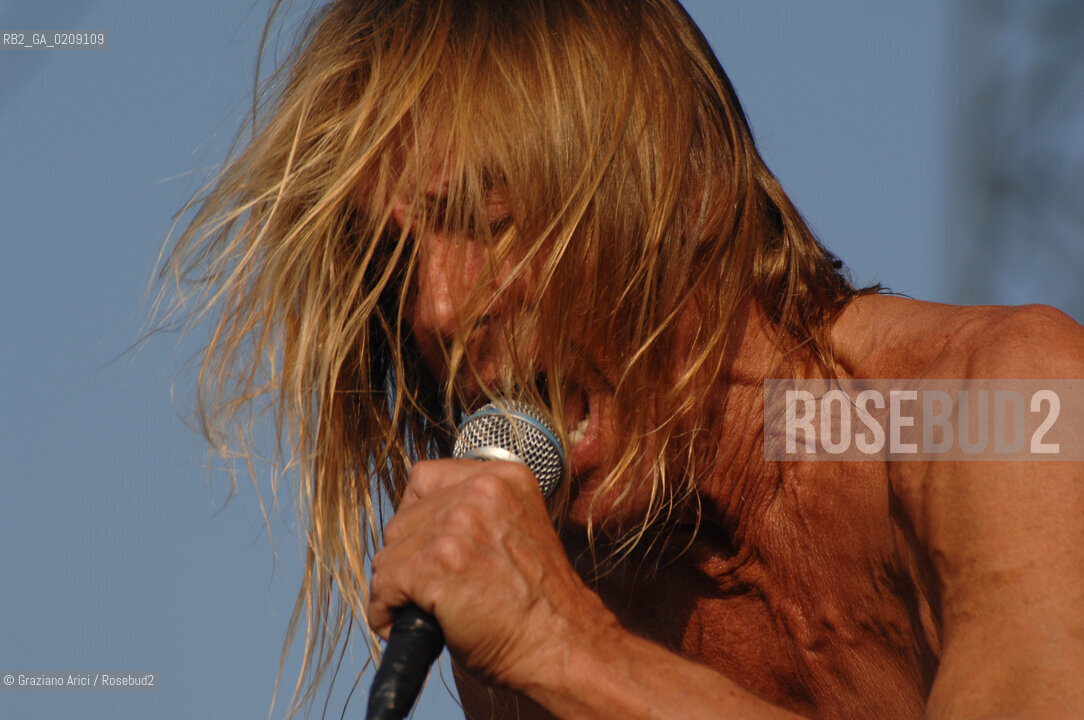 VENEZIA 20/06/08 - PARCO S.GIULIANO - HEINEKEN JAMMIN FESTIVAL : THE ROCK SINGER IGGY POP & THE STOOGES ©Graziano Arici/Rosebud2 MUSICA ROCK POP