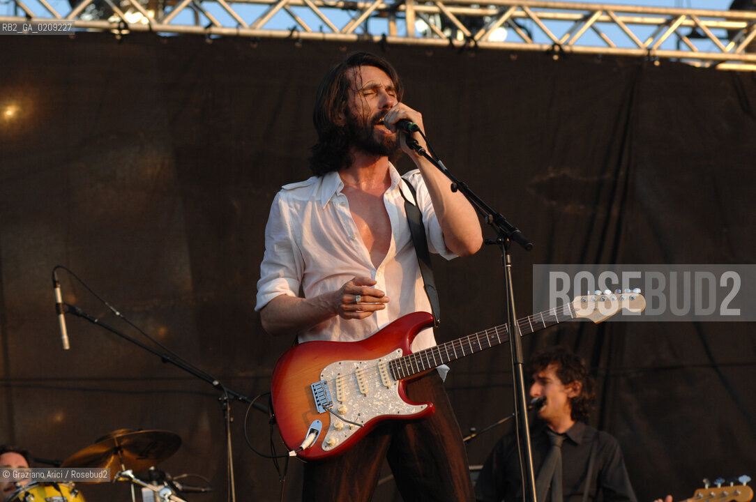 VENEZIA 20/06/08 - PARCO S.GIULIANO - HEINEKEN JAMMIN FESTIVAL : CRISTIANO GODANO OF THE ROCK BAND MARLENE KUNTZ @ Graziano Arici/Rosebud2 MUSICA POP ROCK