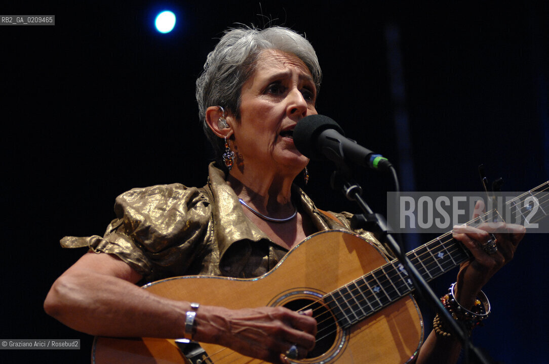 VENICE 22/07/08 THE MUSICIAN JOAN BAEZ IN CONCERT IN ST.MARKSS SQUARE @ Graziano Arici/Rosebud2 CONCERTO MUSICA POP ROCK FOLK
