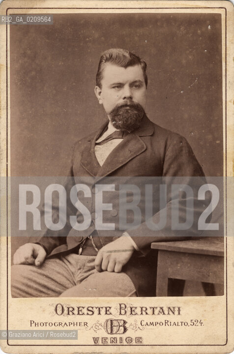-VENEZIA, ORESTE BERTANI, RITRATTO DI UOMO, SENZA DATA. STAMPA ALLALBUMINA INCOLLATA SU CARTONE, CARTE DE VISITE, CM 11X16,5  ©ARCHIVIO Graziano Arici/Rosebud2  PERSONA, POSATA IN STUDIO FOTOANTICHE.-VENICE, ORESTE BERTANI, POTRAIT, UNDATED. ALBUMEN PHOTOGRAPH MOUNTED ON CARDBOARD, CARTE DE VISITE CM 11X16,5   ©Graziano Arici / rosebud2