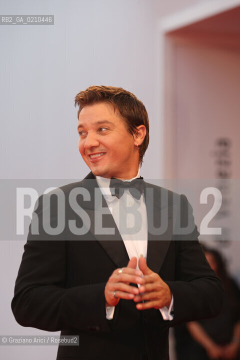 04/09/08 - 65th VENICE  INTERNATIONAL FILM FESTIVAL - RED CARPET FILM: THE HURT LOCKER. THE ACTOR JEREMY RENNER